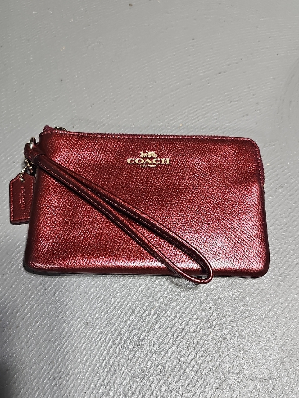 Coach F54626 Corner Zip Wristlet